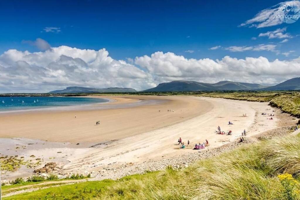 Bundoran Seaside Stays House - Wifi, Large Spacious Home Buitenkant foto