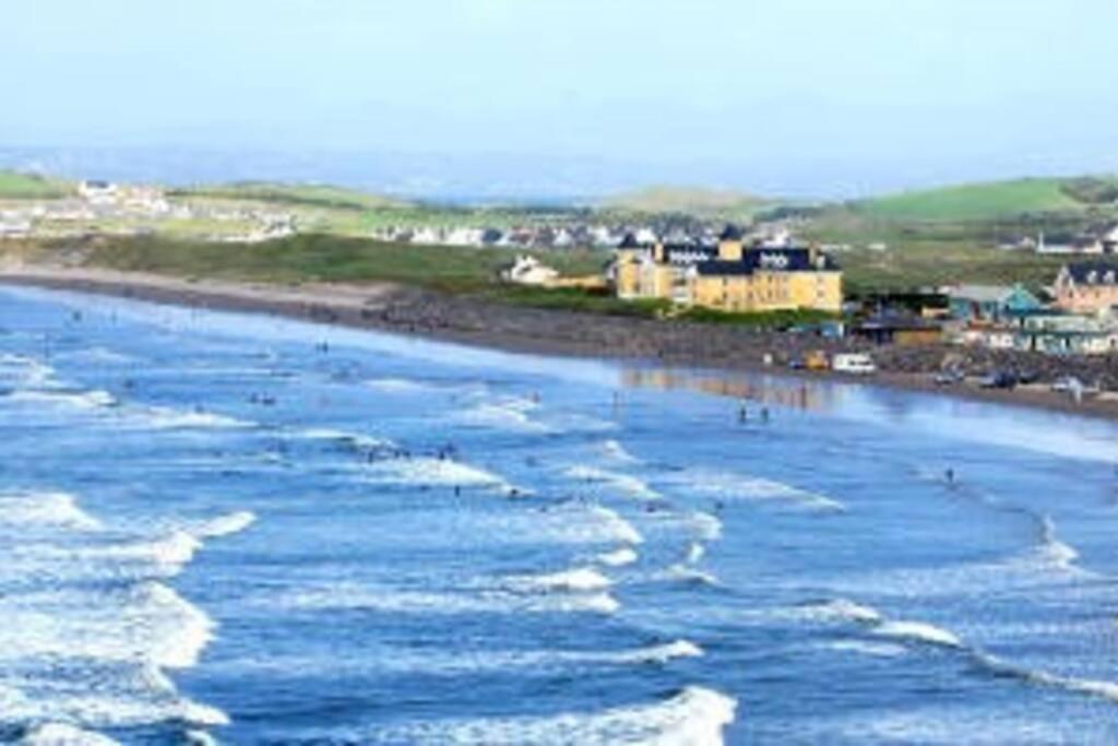 Bundoran Seaside Stays House - Wifi, Large Spacious Home Buitenkant foto